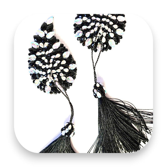 Handgefertigte Pasties mit abnehmbaren Tassel Wings in Schwarz-Silber - pastie, nippelabdeckung, nippelpad, nippelcover, burlesque, schwarz, silber, tassel, handgefertigt, leder, Glitterimperium