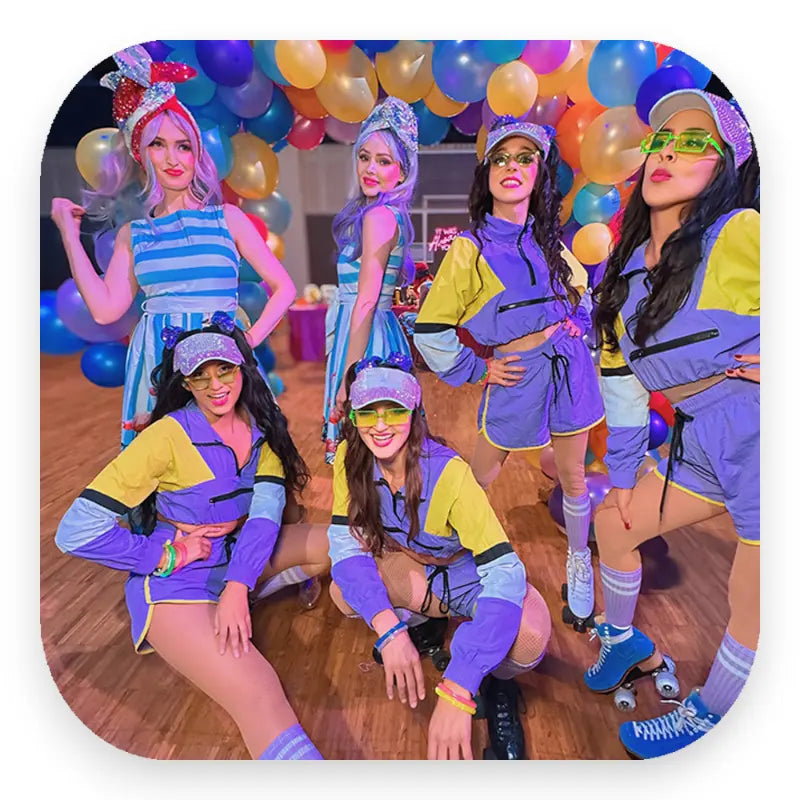 Glitterimperium Elli Fatale Roller Act mit eleganter Showperformance