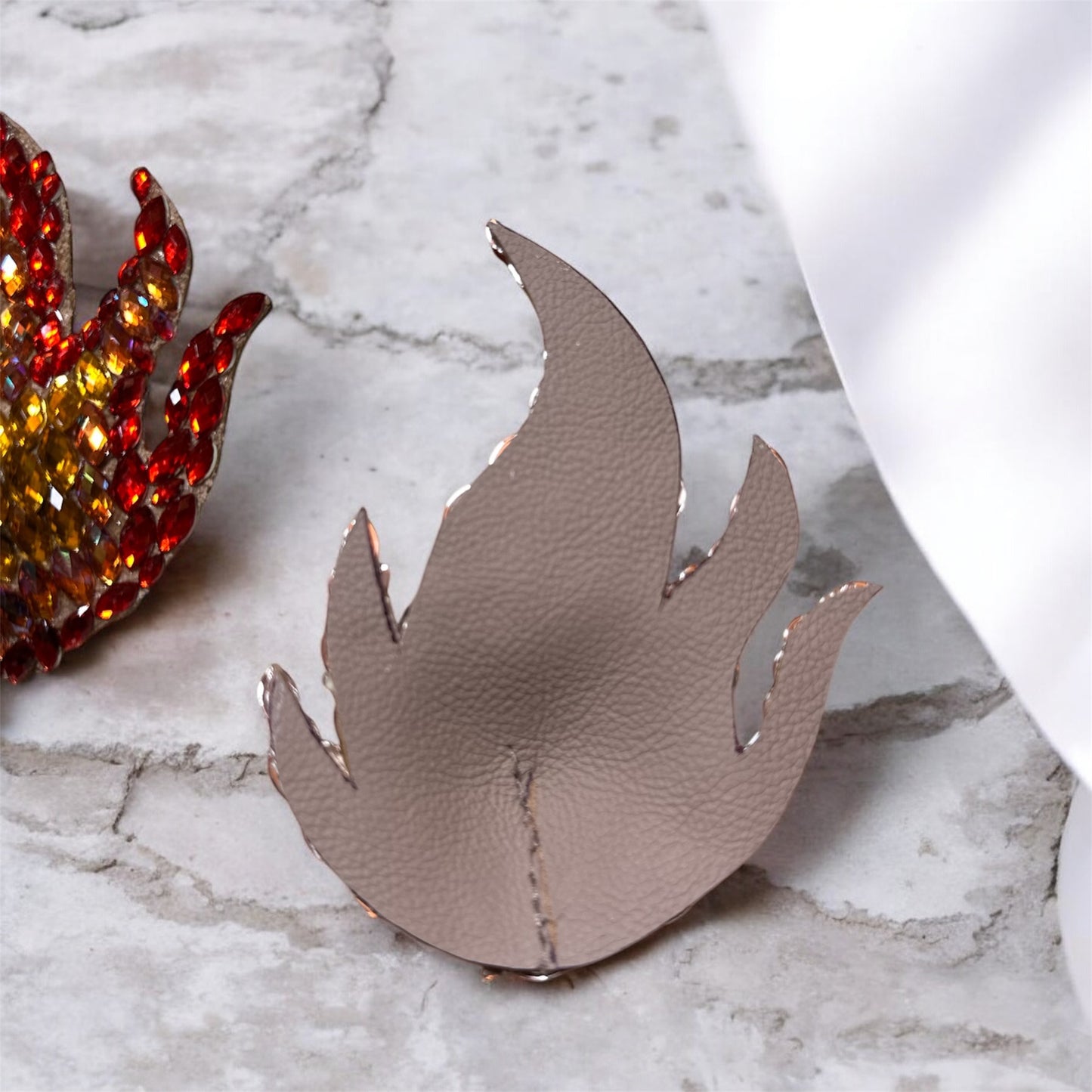 Pasties in Flammenoptik