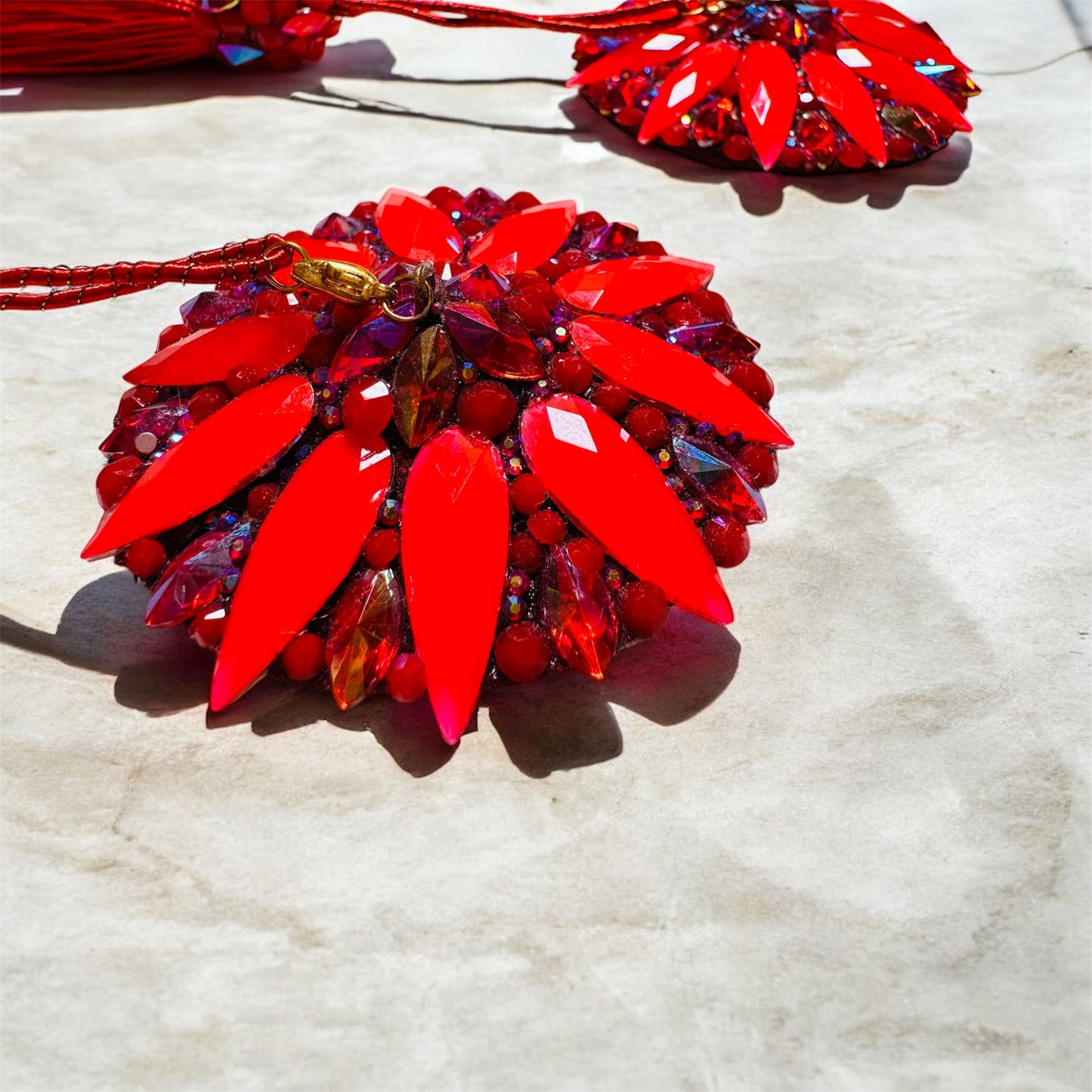 Pasties mit abnehmbaren Tassel rund / rot
