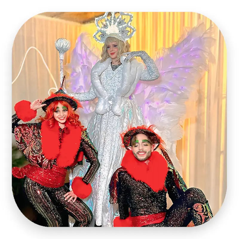 Glitterimperium Elli Fatale Walking Act Weihnachtsengel begeistert Publikum mit Tanz
